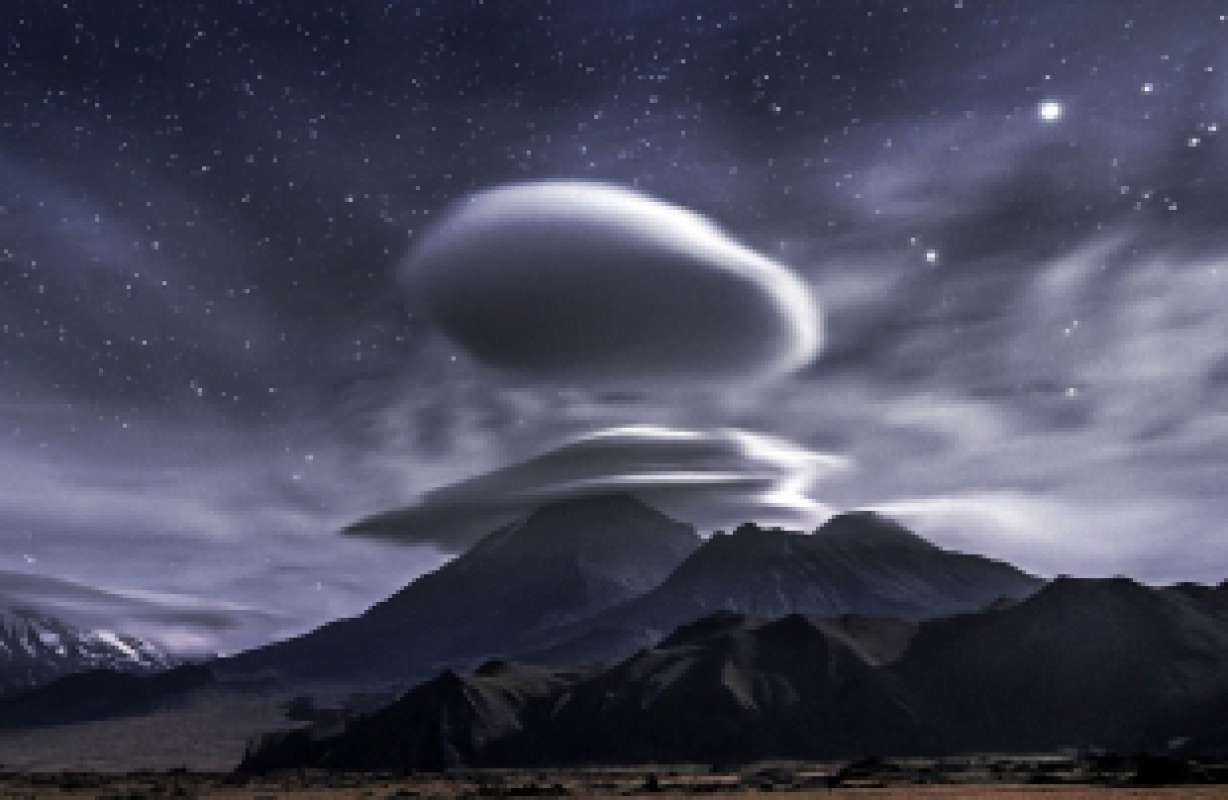 Житель Дальнего Востока запечатлел НЛО в виде облака