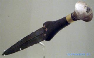 Кинжал — Сонник Миллера Кинжал — Сонник Миллера
