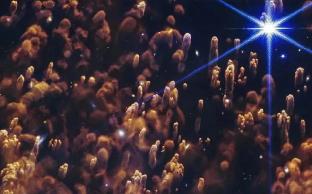 Глаз Саурона в небе: Космический телескоп Джеймса Уэбба раскрывает тайны умирающей звезды