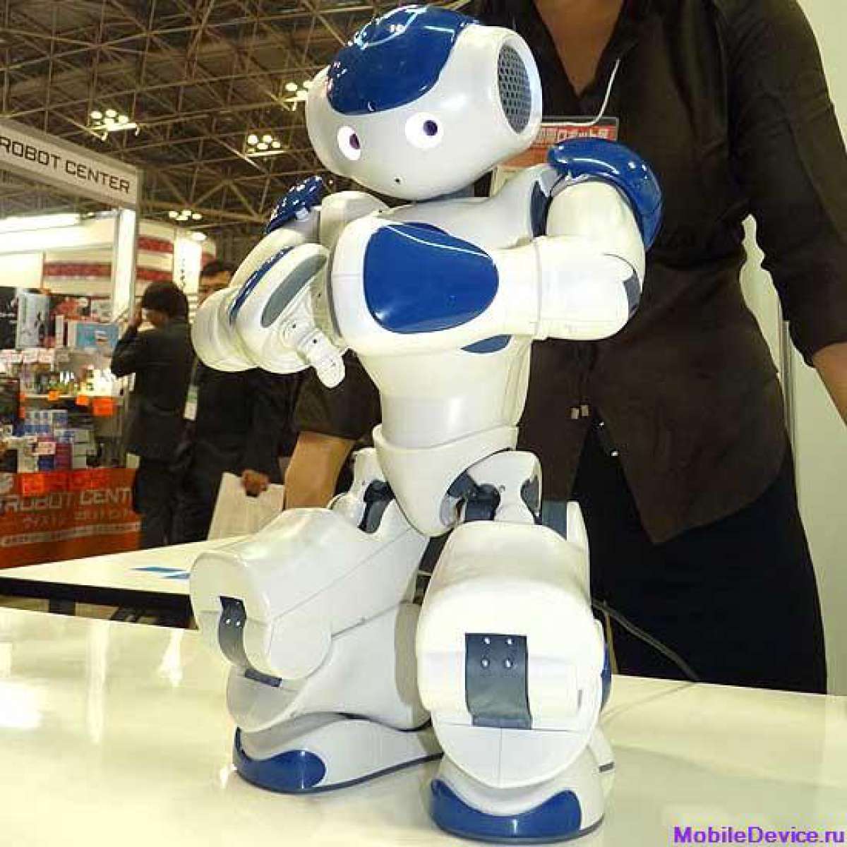 Можно робота нового. Человекоподобный робот nao 6. Роботы для детей. Современные роботы. Современные роботы игрушки.