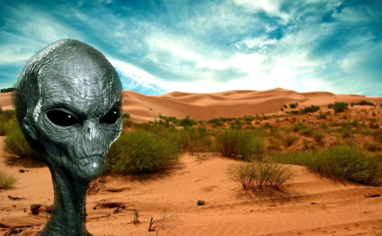 Невероятно, но факт: Настоящий пришелец был снят на видео в мексиканской  пустыне — Мир космоса