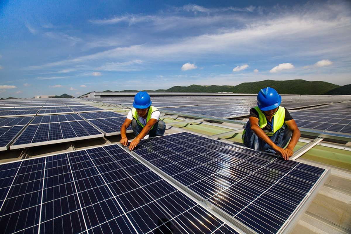 Энергетика кнр становится чистой все быстрее. Добыча солнечной энергии. Солнечные панели в Китае. Возобновляемая энергия. Солнечные батареи в космосе.