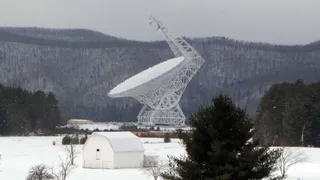 Отечественный бизнесмен с помощью Стива Хокинга намерен инвестировать в поиск жизни вне нашей планеты