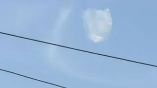 Жители Филадельфии засняли на видео неопознанный пролетающий в небе объект