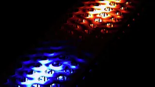 Ученым-физикам удалось заставить свет перемещаться в нужном им направлении