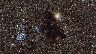 Темное пятно в созвездии Стрельца