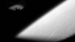 НАСА продемонстрировали фотографии НЛО, пролетевшего в непосредственной близости к кораблю Меркурий