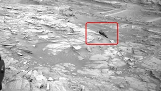 Новые фотографии Марса демонстрируют обломки космического аппарата