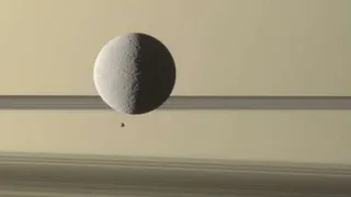 Спутники Сатурна Рея и Эпиметей - новый снимок космического аппарата Кассини 