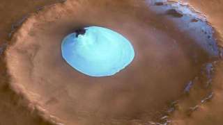 На поверхности Марса обнаружен гигантский ледник