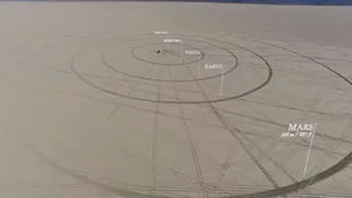 В пустыне американцы создали масштабную модель Солнечной системы