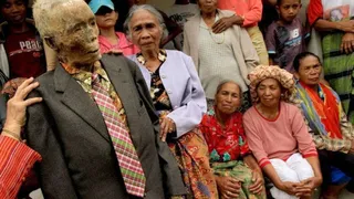 Жуткие религиозные обряды: народ «тораджи», практикующий анимизм