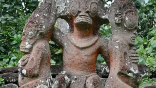 Остров Нуку-Хива – древние статуи рептилоидов