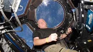 Скот Келли – новый рекордсмен НАСА