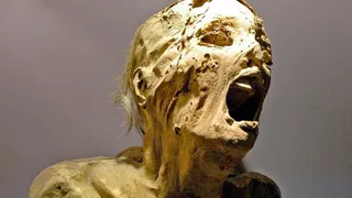 Кричащие мумии мексиканского городка Гуанахуато 