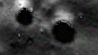 Загадочные шары внутри лунных кратеров  