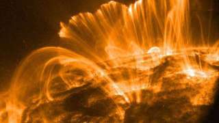 Видео нового сверхмощного взрыва на Солнце опубликовали астрономы из NASA  