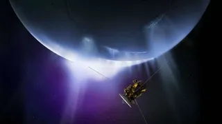 19.12.15 «Cassini» последний раз сблизится с Энцеладом (спутником Сатурна)