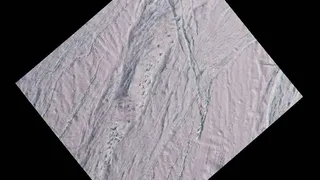 Разгадана тайна пятен на поверхности Энцелада