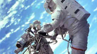 Российские космонавты собираются впервые в 2016 году выйти в космос