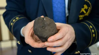 В составе Челябинского метеорита ученые нашли кристалл, похожий на земной алмаз 