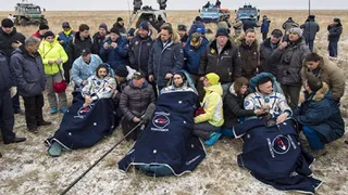 Сергей Волков, Михаил Корниенко и Скотт Келли успешно приземлились в Казахстане 