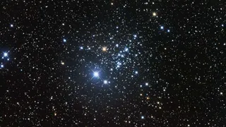 «Хаббл» обнаружил 9 звезд, которые ярче Солнца в 30 миллионов раз