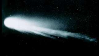 NASA опубликовало видео пролетевшей мимо Земли кометы 