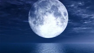 Суперлуна в ночь с 13 на 14 ноября