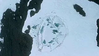 Средневековой замок в Антарктиде 