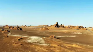 В иранской пустыне найдено 13 кг инопланетного материала, которому более 4,5 млрд лет