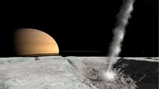 Зонд Кассини нашел под корой Энцелада теплую зону 