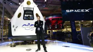 SpaceX заявила о планах вернуть верхнюю ступень  Falcon Heavy