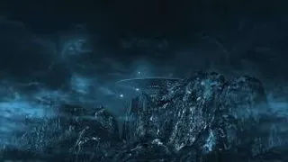 Загадочный НЛО в виде полумесяца шокировал уфологов