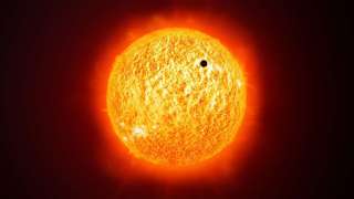 Ученые раскрыли невероятный факт о Солнце: что будет, если на звезду вылить огромное ведро воды