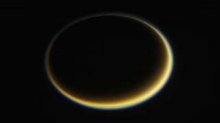 Зонд "Кассини" сфотографировал Титан в последний раз