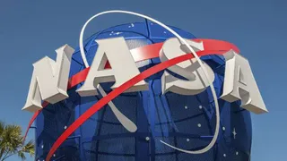 "NASA"планирует собирать спутники прямо в космосе