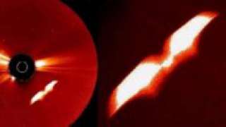 Спутник "NASA" зафиксировал загадочный объект с крыльями рядом с Солнцем