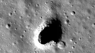 Учёные подыскали место для лунной базы