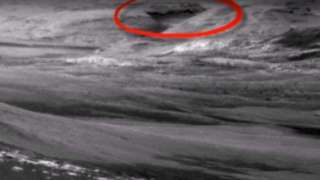 Уфолог обнаружил на Марсе странный объект огромных размеров