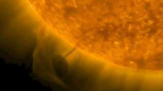 Уфологи в панике: Инопланетяне выкачивают энергию нашего Солнца