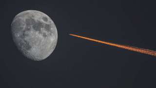 РКК "Энергия" готова предложить туристам облёт Луны