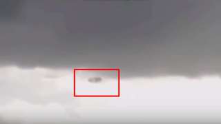 Видео с огромным НЛО над Аризоной поразило американцев