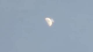 Видео с падением на Луну гигантского метеорита стало сенсацией в Сети