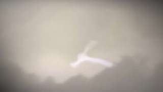 Видео с кораблём-призраком в небе над Бразилией поразило интернет