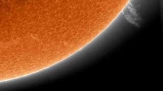 В Сети появился снимок солнечного накала, который удивил общественность