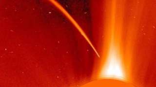 В Сети появилось видео того, как комета врезается в Солнце