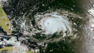 Опубликованы снимки из космоса свирепого урагана «Дориан», угрожающего восточному побережью США