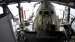 Crew Dragon успешно завершил испытательный полет на Землю