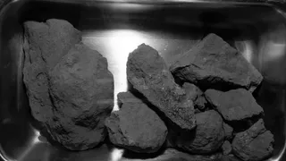 НАСА планирует закупать лунный грунт у частных компаний